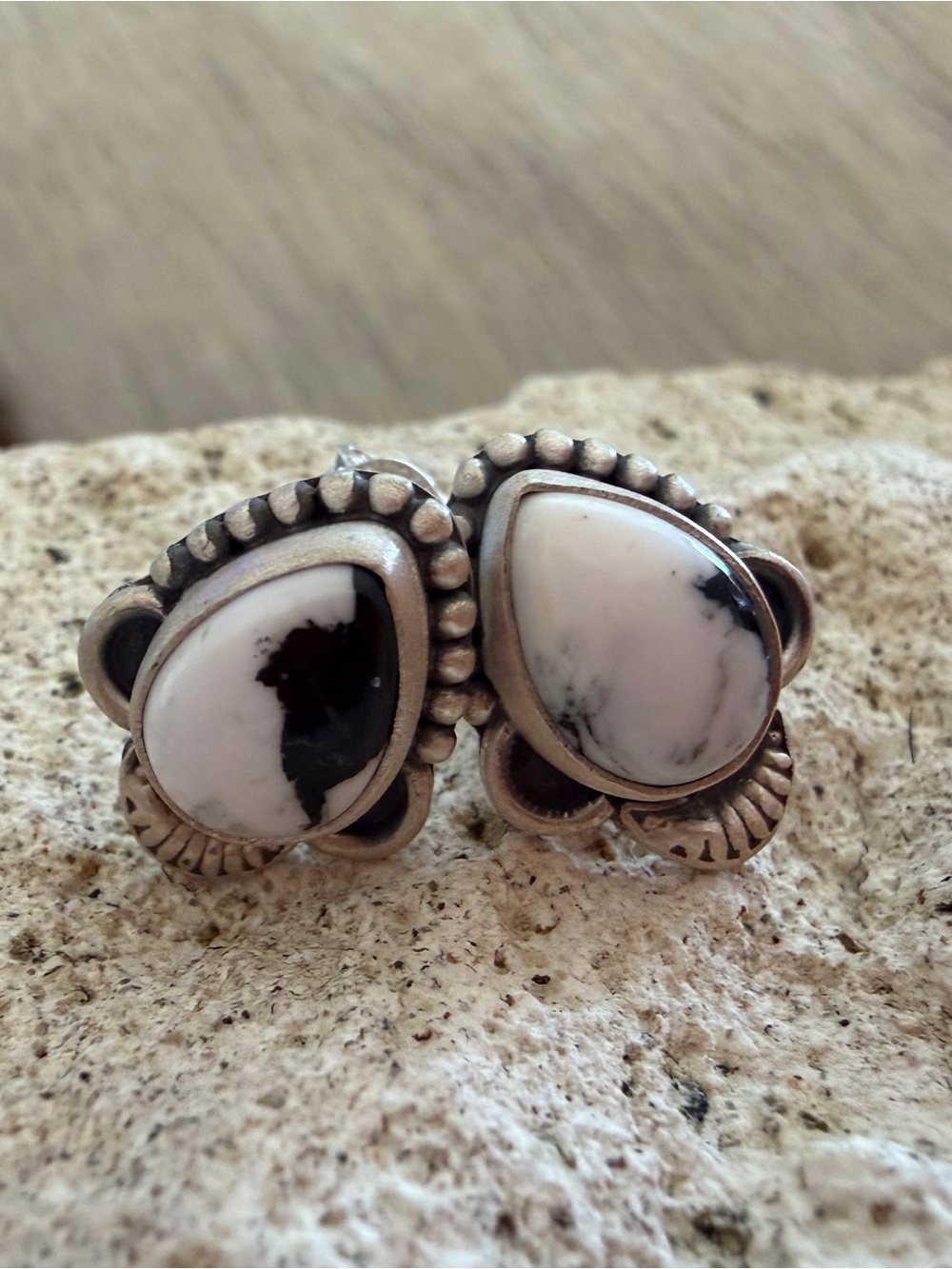 ❤️White Buffalo Stud Teardrop Earrings Matte Brushed Sterling Navajo Style .58”L
